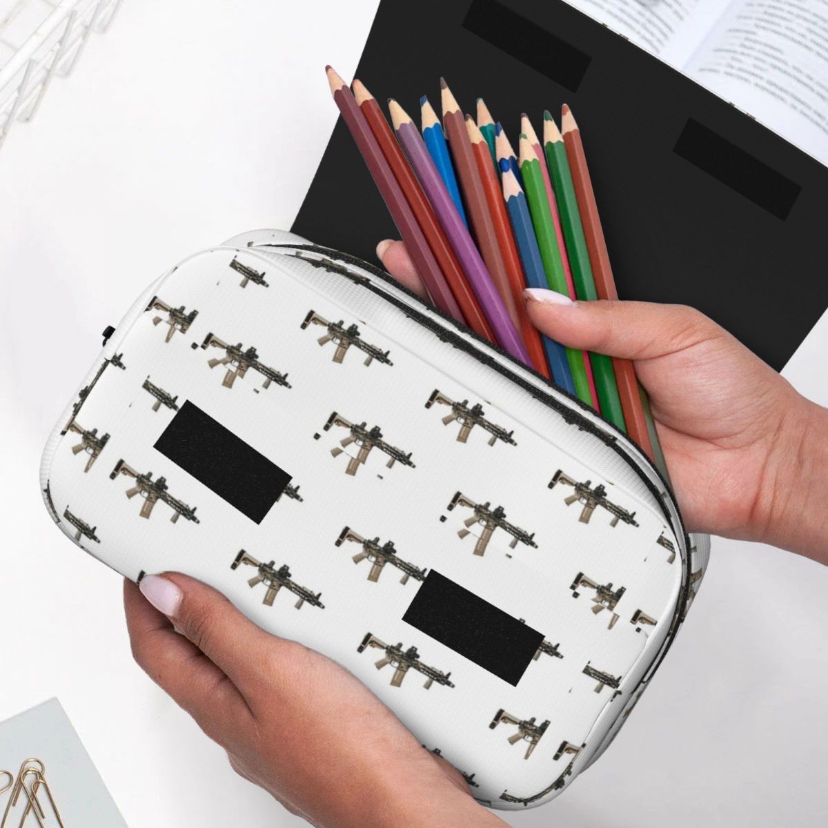 Trousse à crayons blanche moti - Tan Stationery & Office Supply avis et prix
